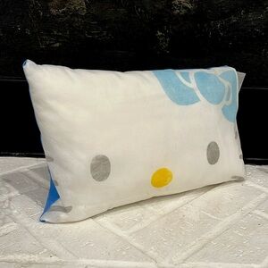 Eva Air Sanrio Hello Kitty In Flight Pillow Airline Collectible ✈️